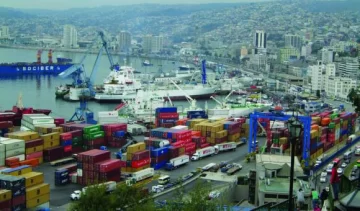 Al otro lado de la cordillera también se sufre por las exportaciones Al otro lado de la cordillera también se sufre por las exportaciones