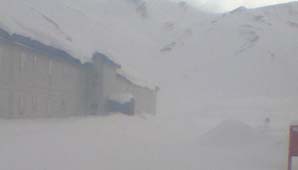 Otro temporal en Veladero: nieva desde ayer a las 14 Otro temporal en Veladero: nieva desde ayer a las 14