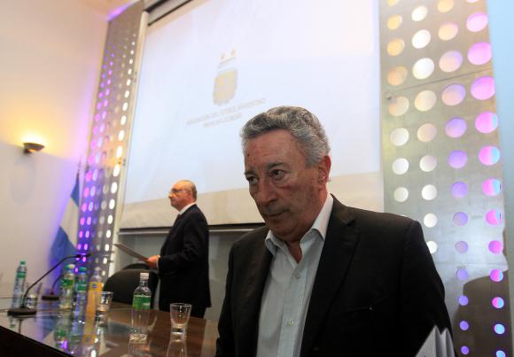 Luis Segura dijo que “no se rompió” el pacto con Tinelli Luis Segura dijo que “no se rompió” el pacto con Tinelli