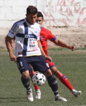 En Chimbas, un empate dejó la lucha abierta entre los de arriba En Chimbas, un empate dejó la lucha abierta entre los de arriba