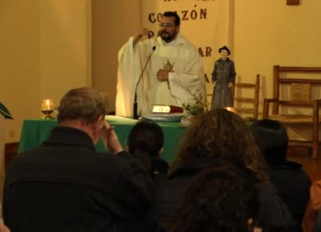 Camila sabe que ella es “la nena del milagro” que hará santo a Brochero Camila sabe que ella es “la nena del milagro” que hará santo a Brochero