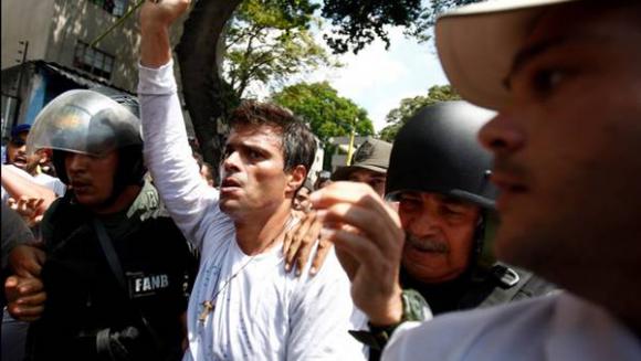 Venezuela: condenan al opositor López a 13 años de prisión Venezuela: condenan al opositor López a 13 años de prisión