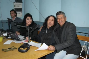 Radio Sarmiento festejó sus 90 años junto a los más chicos Radio Sarmiento festejó sus 90 años junto a los más chicos