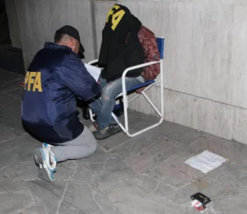 ¿Vendía droga en la terminal? ¿Vendía droga en la terminal?