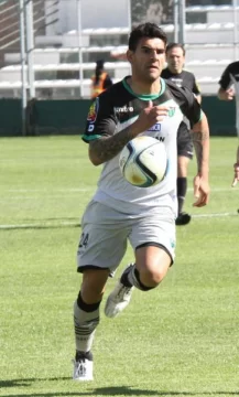 Su pasado lo obsesiona Su pasado lo obsesiona