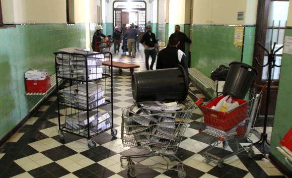 Mudaron parte del Rawson y el lunes funcionará todo Mudaron parte del Rawson y el lunes funcionará todo