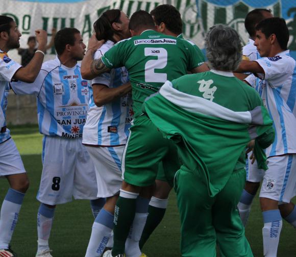 Intensamente empatados Intensamente empatados