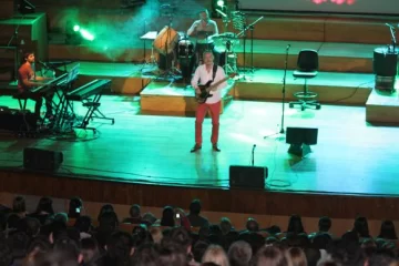 Pedro Aznar ofreció un show en banda Pedro Aznar ofreció un show en banda