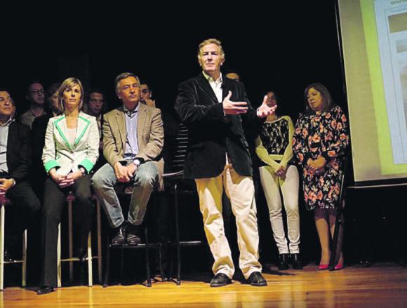 Colombo propone ampliar la peatonal dos cuadras hacia el Este Colombo propone ampliar la peatonal dos cuadras hacia el Este