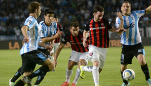 Racing se lo dio vuelta a San Lorenzo y se metió en semifinales Racing se lo dio vuelta a San Lorenzo y se metió en semifinales