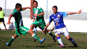 Unión consiguió un triunfo vital sobre Sportivo Desamparados Unión consiguió un triunfo vital sobre Sportivo Desamparados