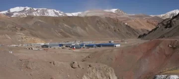 El Gobierno pidió a la Justicia investigar a Barrick y solicitó a tres localidades iglesianas limitar el consumo de agua El Gobierno pidió a la Justicia investigar a Barrick y solicitó a tres localidades iglesianas limitar el consumo de agua