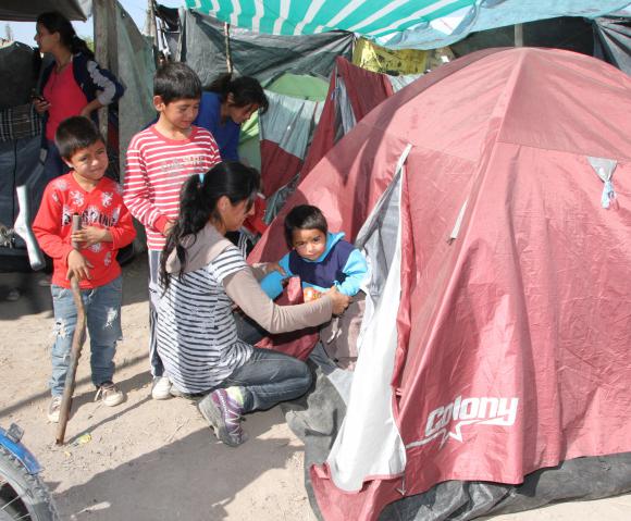 Usurpación de lotes en Caucete abrió polémica en la campaña Usurpación de lotes en Caucete abrió polémica en la campaña