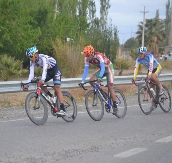 Malla dominó entre los Libres Malla dominó entre los Libres