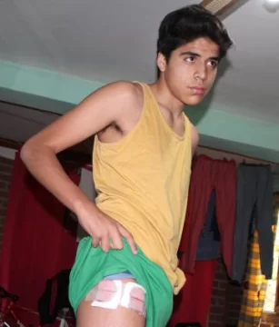 Corrió para que no le robaran, le dieron un tiro y escapó de milagro Corrió para que no le robaran, le dieron un tiro y escapó de milagro