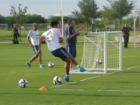 “Estoy aprendiendo mucho de Bauza y de Martino” “Estoy aprendiendo mucho de Bauza y de Martino”