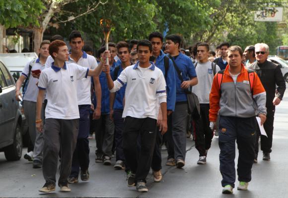 La antorcha, a paso lento La antorcha, a paso lento