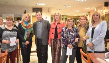 Exposición Amando el Arte Exposición Amando el Arte