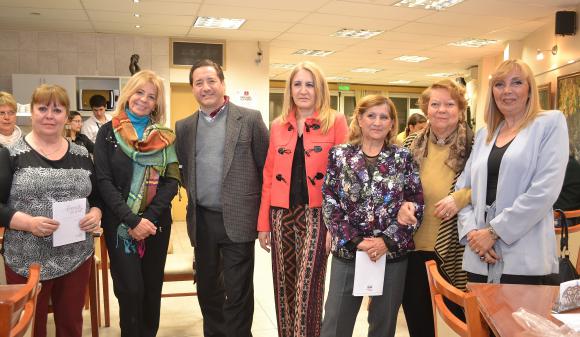 Exposición Amando el Arte Exposición Amando el Arte