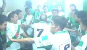Descontrol en el vestuario de Desamparados tras el triunfo en el clásico ante San Martín Descontrol en el vestuario de Desamparados tras el triunfo en el clásico ante San Martín