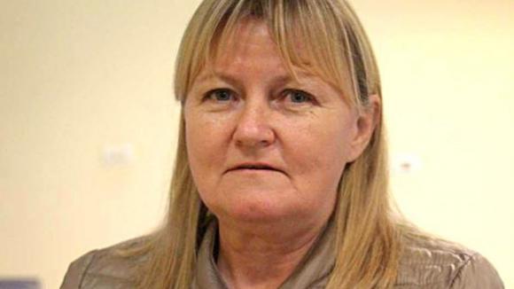 Renunció la “candidata nazi” Renunció la “candidata nazi”