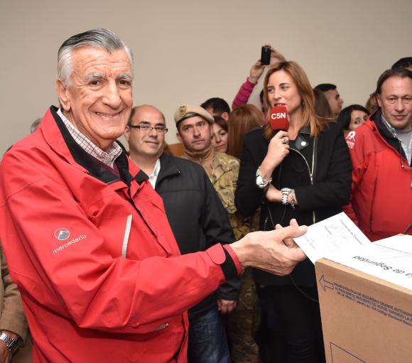 El voto de Gioja cosechó los aplausos El voto de Gioja cosechó los aplausos