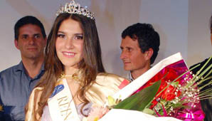 Romina Torrente representará a Santa Lucía en la FNS Romina Torrente representará a Santa Lucía en la FNS