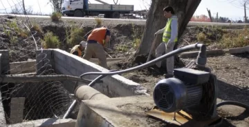 Entregaron $5 millones para riego en el Médano de Oro Entregaron $5 millones para riego en el Médano de Oro