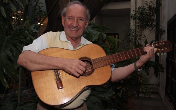 Las Guitarras del Mundo Las Guitarras del Mundo