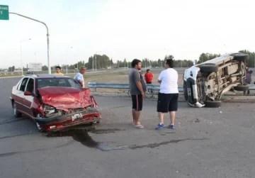 El choque fue impresionante pero no dejó heridos graves El choque fue impresionante pero no dejó heridos graves
