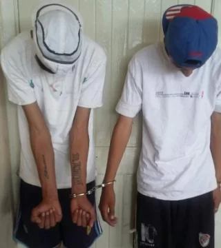 Cayeron por arrebato Cayeron por arrebato