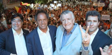 En San Juan, Scioli reiteró cuestionamientos a Macri En San Juan, Scioli reiteró cuestionamientos a Macri
