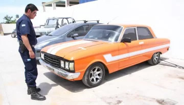 Secuestraron 22 motos y tres autos en una picada ilegal en el Jardín de los Poetas Secuestraron 22 motos y tres autos en una picada ilegal en el Jardín de los Poetas