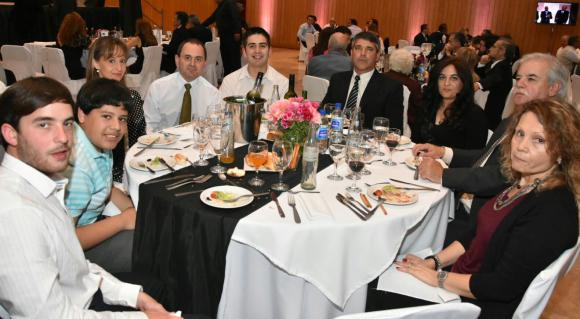 Vinos locales ganaron 4 de los 5 galardones mayores Vinos locales ganaron 4 de los 5 galardones mayores