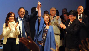 La oposición pidió a la Corte Suprema que frene la asunción de Alicia Kirchner La oposición pidió a la Corte Suprema que frene la asunción de Alicia Kirchner