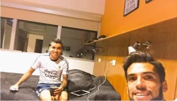 Selfie y mate de Mas en la previa de Argentina contra Brasil Selfie y mate de Mas en la previa de Argentina contra Brasil