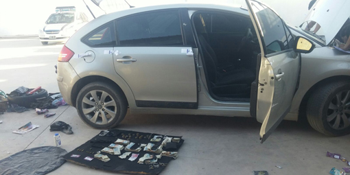 Tiroteo en La Bebida dejó como saldo el secuestro de un auto y un arma, más la detención de un bonaerense Tiroteo en La Bebida dejó como saldo el secuestro de un auto y un arma, más la detención de un bonaerense