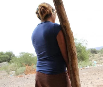 Un policía violento volvió a golpear a su pareja y la violó Un policía violento volvió a golpear a su pareja y la violó