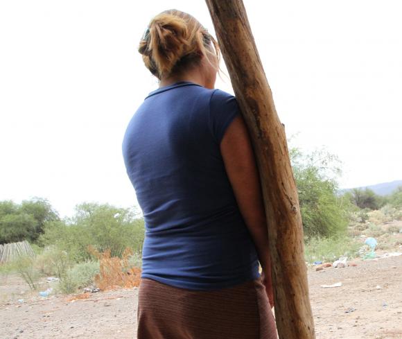 Un policía violento volvió a golpear a su pareja y la violó Un policía violento volvió a golpear a su pareja y la violó