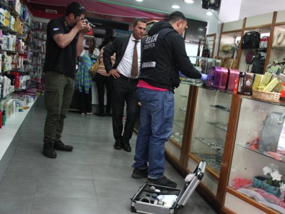 Dos reos con salidas a un paso de zafar de un robo de $18.000 Dos reos con salidas a un paso de zafar de un robo de $18.000