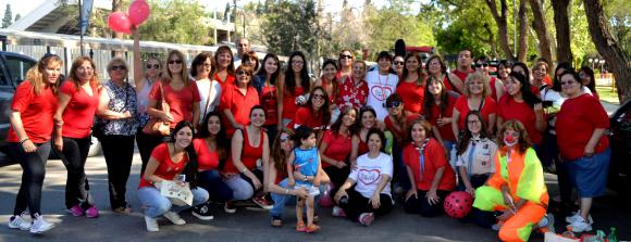 2.724 corazones gigantes (no va) 2.724 corazones gigantes (no va)