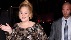 Con guardaespaldas hot Con guardaespaldas hot