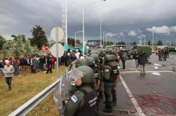 Acordaron el pago de 6 mil pesos por trabajador Acordaron el pago de 6 mil pesos por trabajador