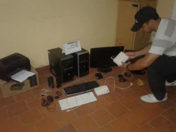 Cayó un sujeto y le secuestraron elementos robados de una clínica Cayó un sujeto y le secuestraron elementos robados de una clínica