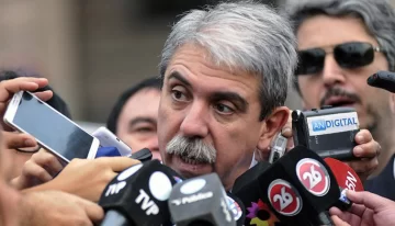 Para Aníbal, es “imposible que haya abucheos” en el traspaso Para Aníbal, es “imposible que haya abucheos” en el traspaso