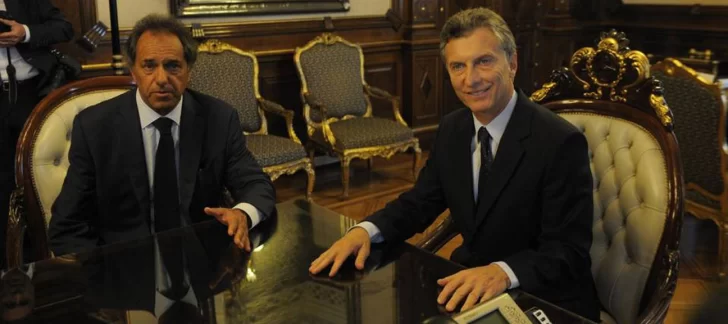 Scioli, tras el encuentro con Macri: “Podemos convivir en la diversidad” Scioli, tras el encuentro con Macri: “Podemos convivir en la diversidad”