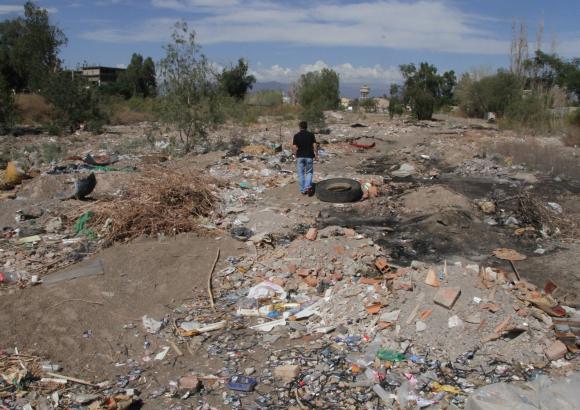 De 5 villas erradicadas, 3 baldíos son unos basurales De 5 villas erradicadas, 3 baldíos son unos basurales