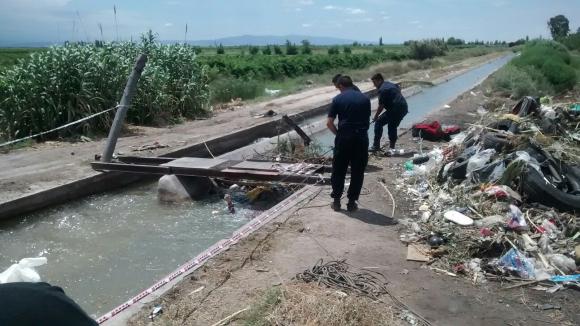 Hallan a un hombre muerto en un canal de 9 de Julio Hallan a un hombre muerto en un canal de 9 de Julio
