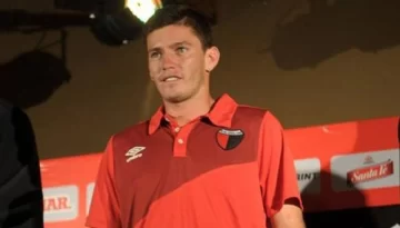 Un jugador de Colón fue internado por dengue Un jugador de Colón fue internado por dengue