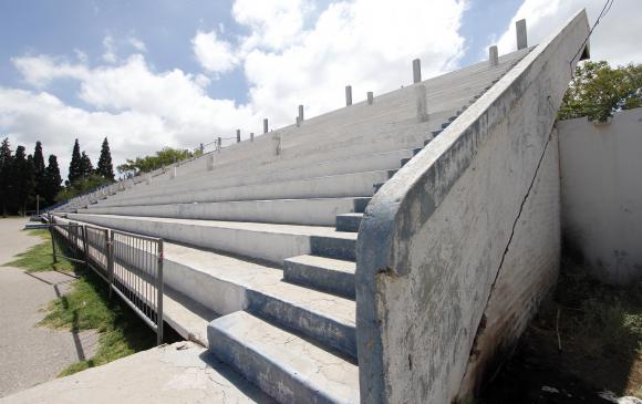 Empezarán a apuntalar la tribuna la próxima semana Empezarán a apuntalar la tribuna la próxima semana